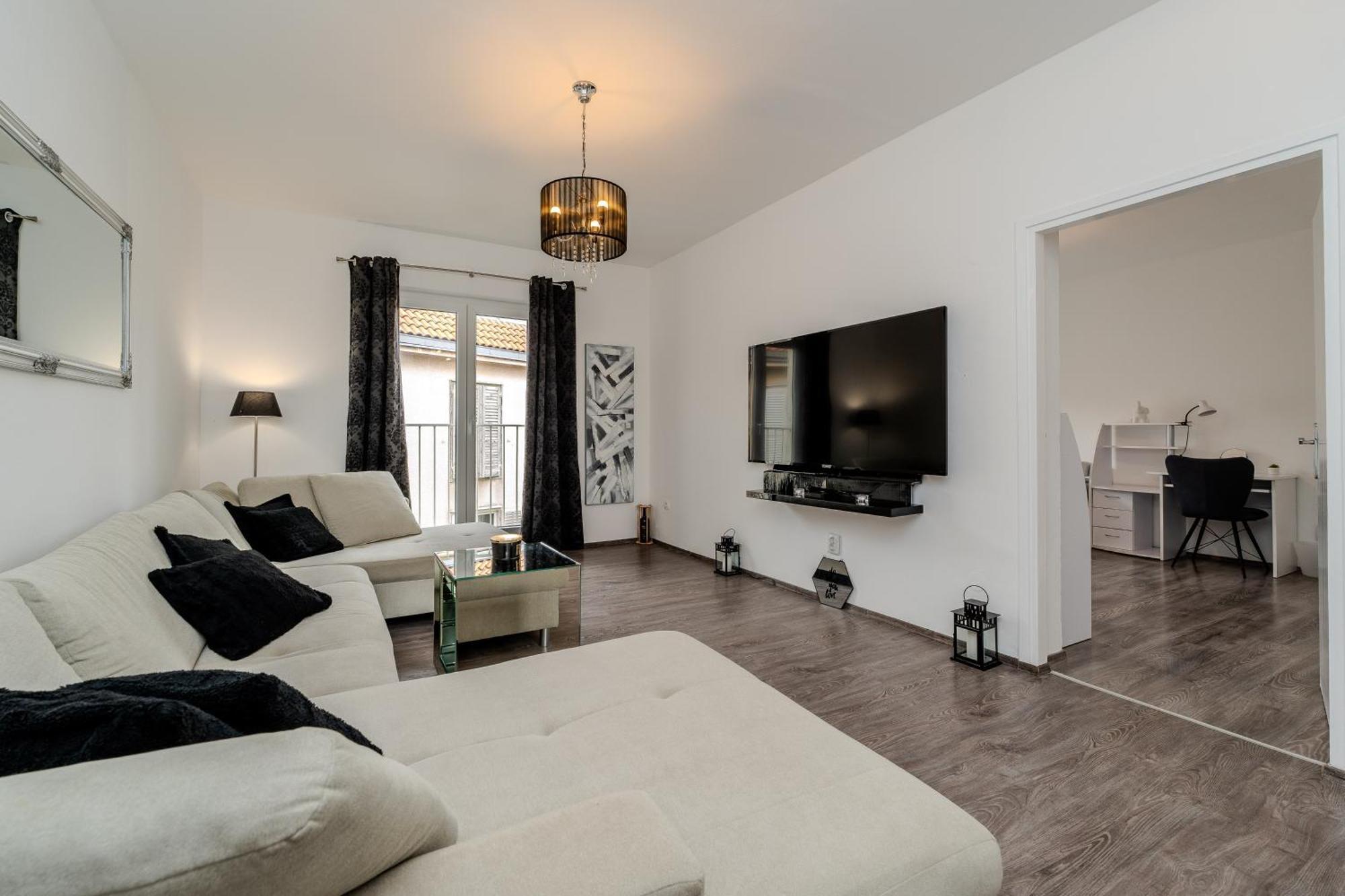 Zadar Center Apartment Verdi,Big & Cosy 외부 사진